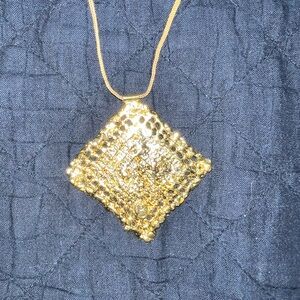 Elan NIP Elegant Gold Necklace 10 inch rope chain